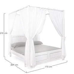Cama con cortinas