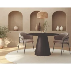 Mesa redonda desert